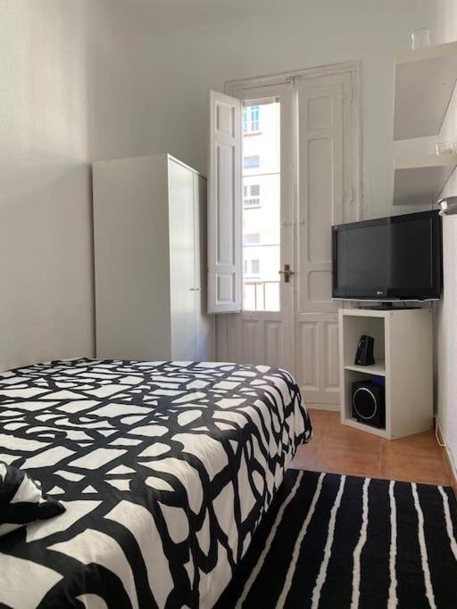 Parque El Retiro Madrid Appartement Buitenkant foto